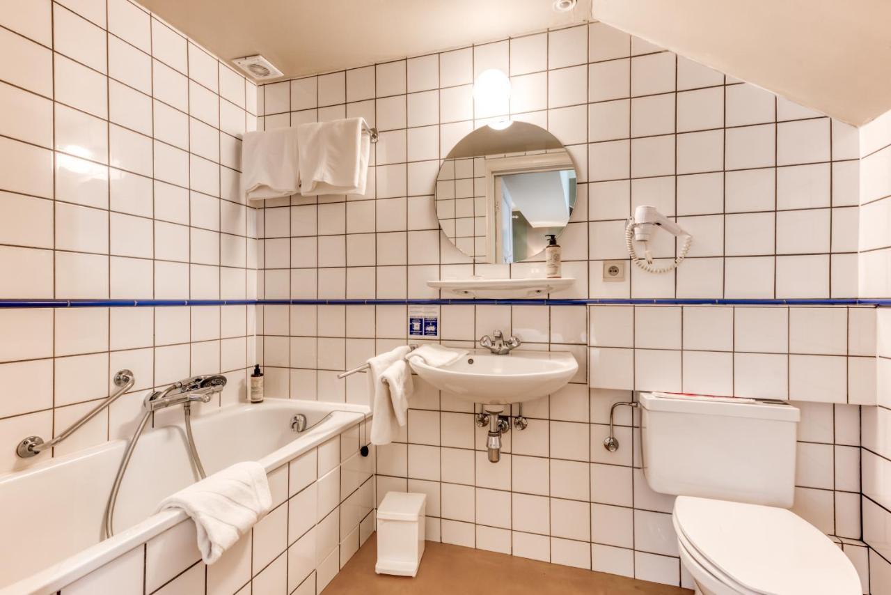 Hotel Le Cor De Chasse Saint-Hubert Bagian luar foto
